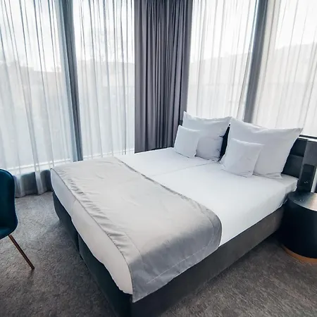 Hotel Liberte 33 Poznań