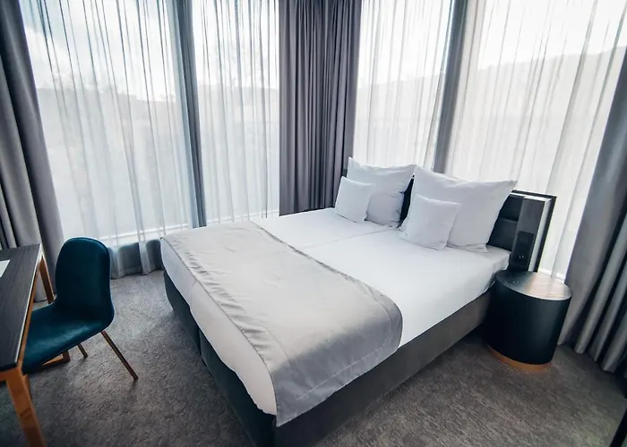 Hotel Liberte 33 Poznaň