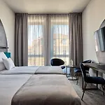 Hotel Liberte 33 Poznan