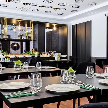 Liberte 33 Hotel Poznań