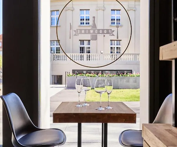 Liberte 33 Познань